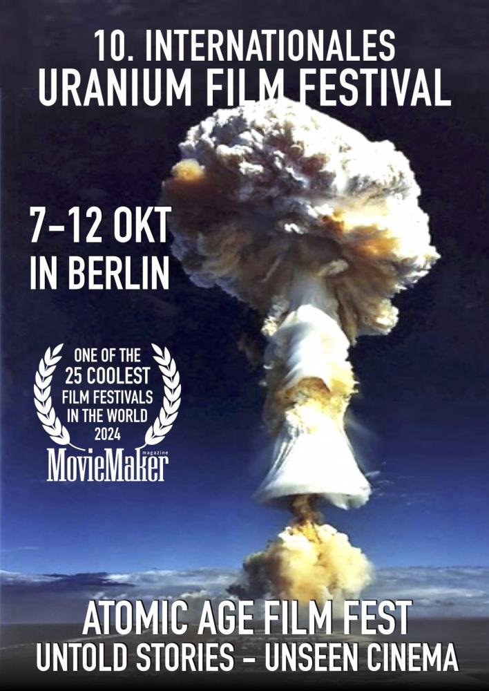 Filmfestival-Plakat: Atompilz vor blauem Himmel, darüber der Festival-Titel.