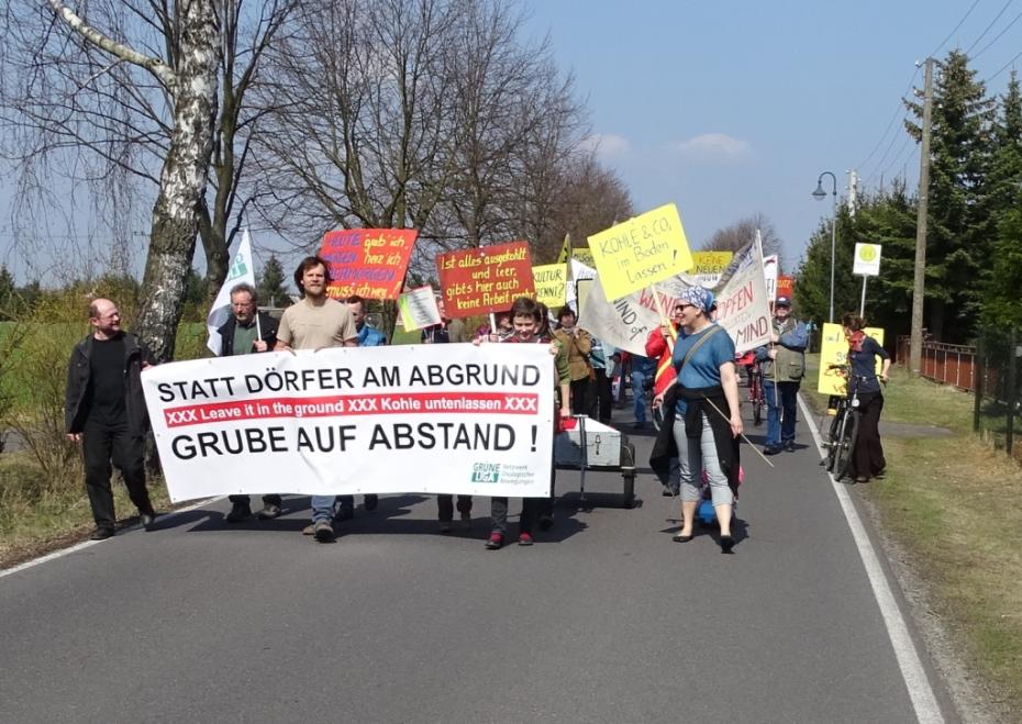 Ein Foto von einen Protest gegen dne Kohleabbau.
